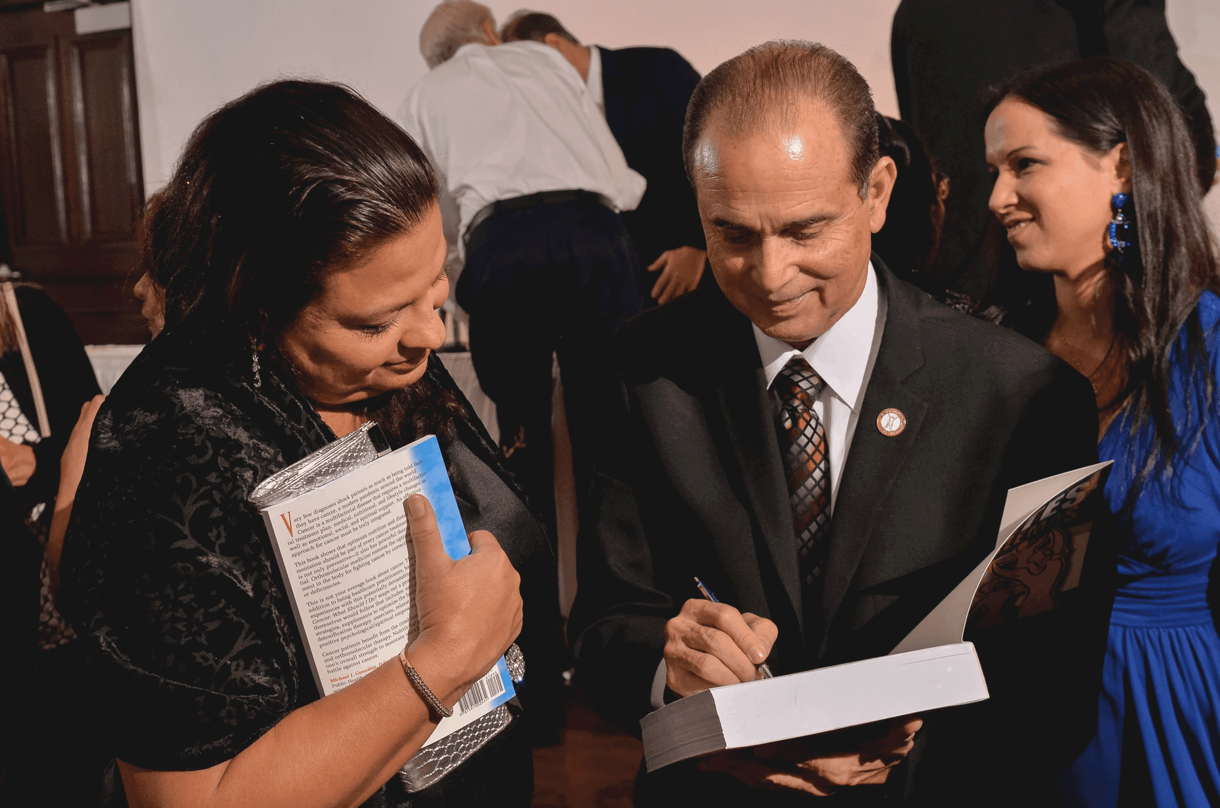 2010 – 2015 | Ganador del International Latino Book Awards